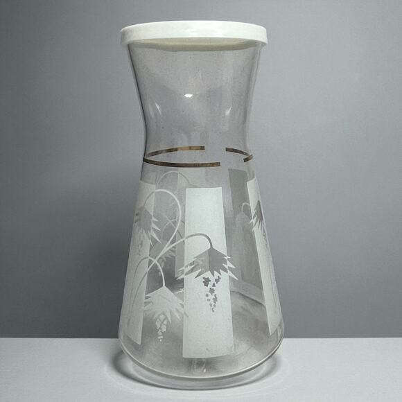 Vintage Flexeel Buckeye Glass Co. Acid Etched Grapevine Carafe w/ Lid – Art Deco - Picture 6 of 11